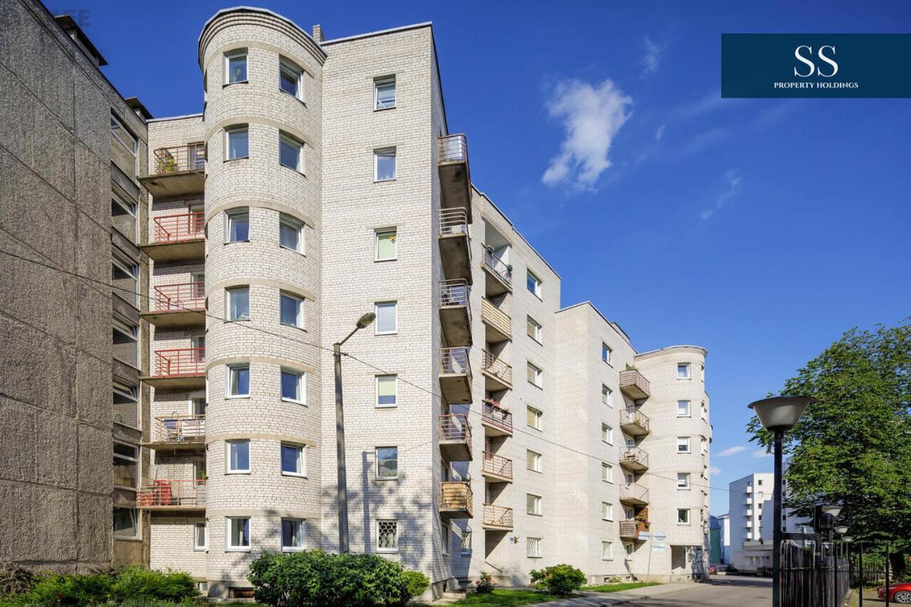 Central 3Br & 4Br Stays Tallinn Exterior photo